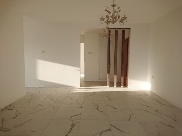 Flat For Sale in Küçük Kaymaklı, Nicosia