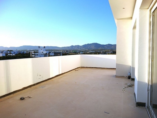 Penthouse For Sale in Küçük Kaymaklı, Nicosia