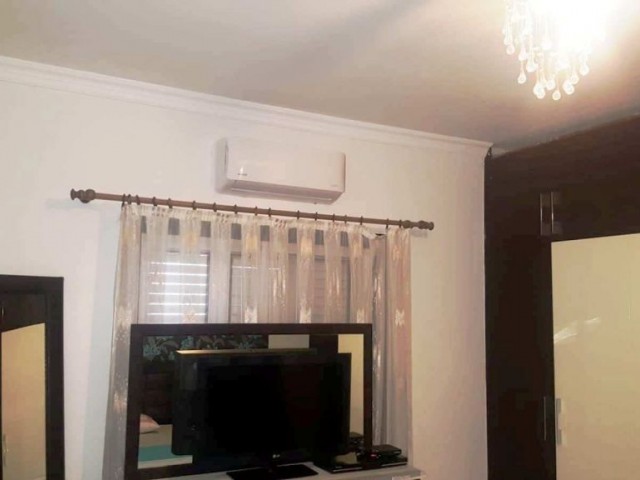 "12 AY PEŞİN ÖDEMEDE" 140m2 -3+1 Zemin kat bahçe kullanımlı daire Sadece 350Stg/Aylık Kiralık!!!  