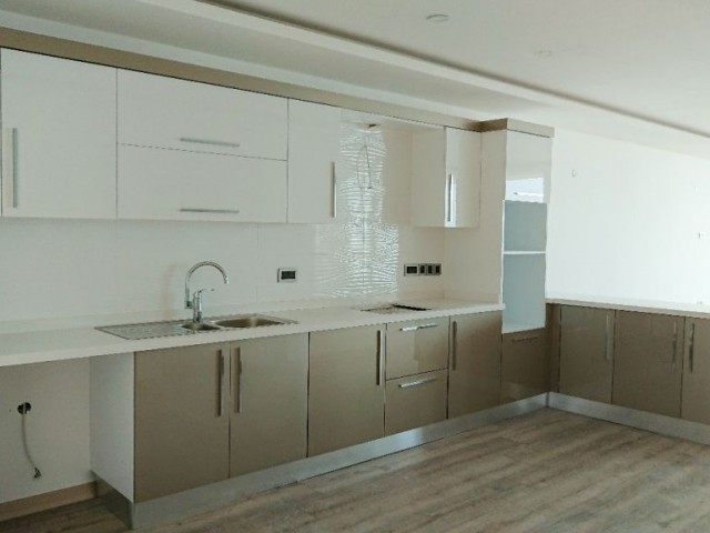 Flat For Sale in Girne Merkez, Kyrenia