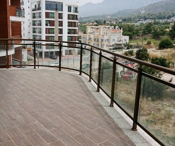 Flat For Sale in Girne Merkez, Kyrenia