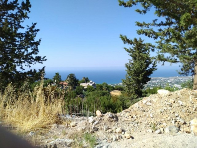 Residential Zoned Plot For Sale in Lapta, Kyrenia