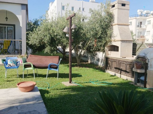 Villa For Sale in Küçük Kaymaklı, Nicosia