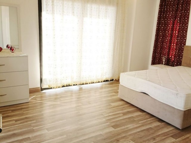 Flat To Rent in Türk Mahallesi, Kyrenia