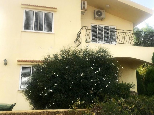 Villa For Sale in Çatalköy, Kyrenia