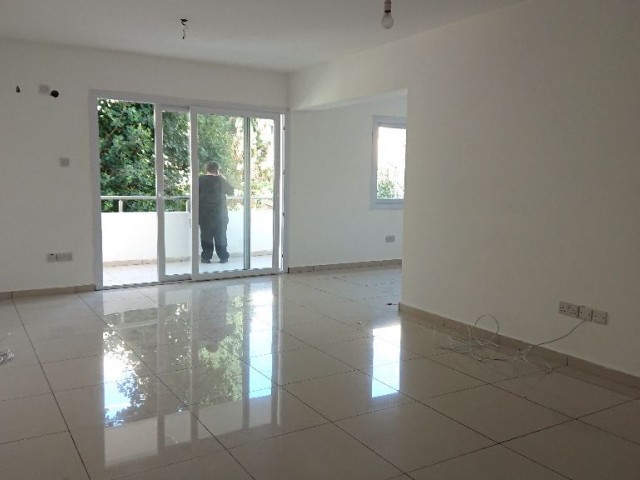 Flat To Rent in Girne Merkez, Kyrenia