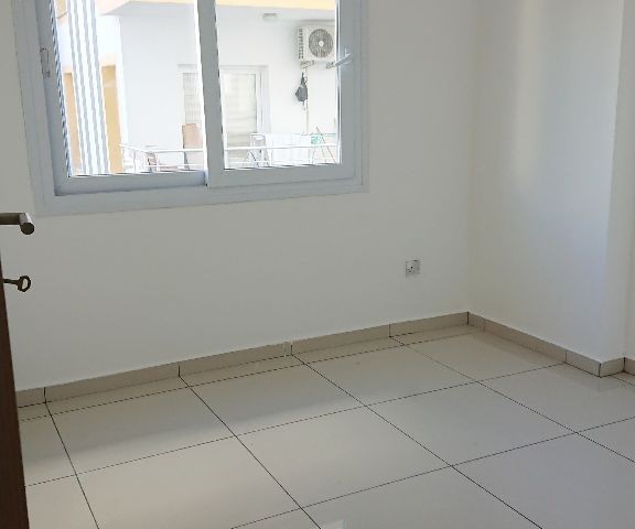 Flat To Rent in Girne Merkez, Kyrenia