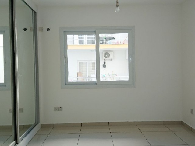 Flat To Rent in Girne Merkez, Kyrenia