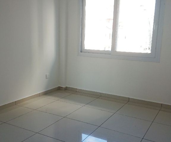 Flat To Rent in Girne Merkez, Kyrenia