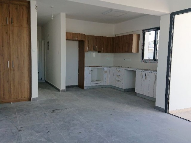 Flat For Sale in Küçük Kaymaklı, Nicosia