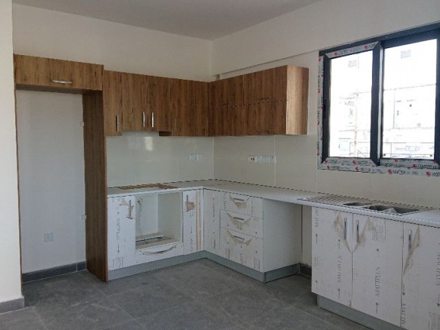 Flat For Sale in Küçük Kaymaklı, Nicosia