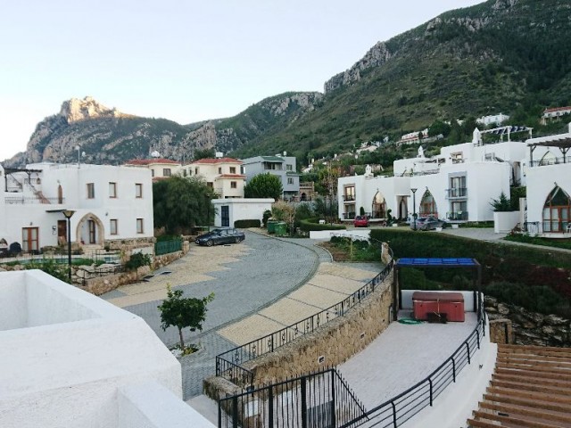 3+1 Duplex Apartment for Rent with a Terrace with Jacuzzi, On a Site with a Sports Area with an Authentic Architectural Communal Pool at the Foot of the Karmi Mountain! ** 