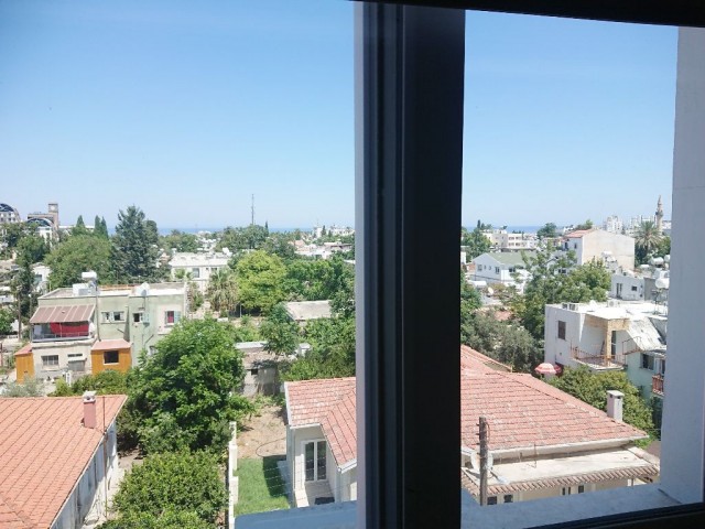 Flat To Rent in Girne Merkez, Kyrenia