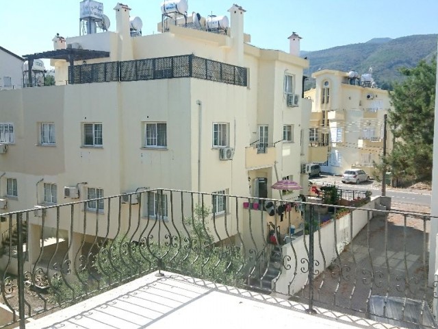 DISCOUNT! 60,000Stg! A Spacious Spacious 2 + 1 Investment 2-Bathroom APARTMENT FOR SALE in the Center of Kyrenia! ** 