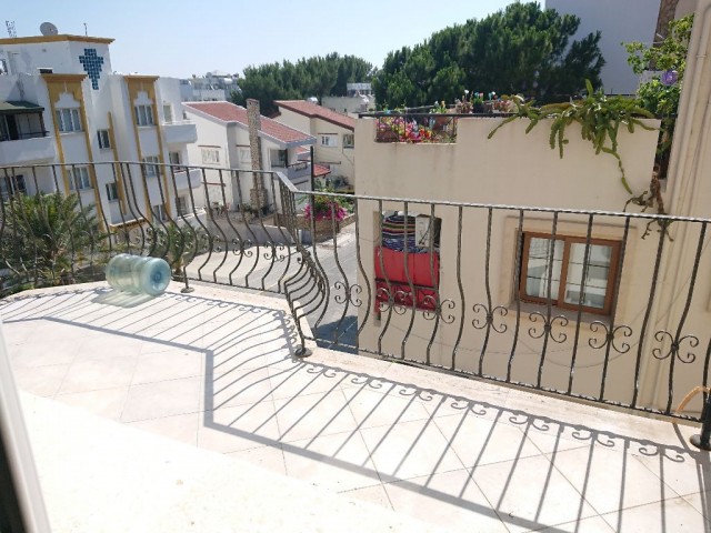 DISCOUNT! 60,000Stg! A Spacious Spacious 2 + 1 Investment 2-Bathroom APARTMENT FOR SALE in the Center of Kyrenia! ** 