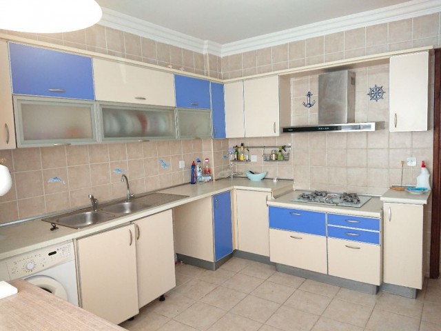 Flat To Rent in Girne Merkez, Kyrenia