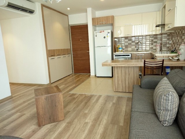 Flat To Rent in Girne Merkez, Kyrenia