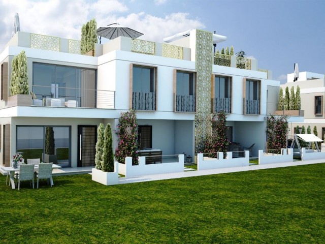 1+1 Wohnungen zum Verkauf mit Garten oder Terrasse auf dem Grundstück mit Pool in der Nähe des Meeres in Karaoglanoglu! ** 