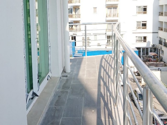 **DISCOUNTED PRICE**146m2-3+1 ZERO Apartment with Turkish Title in the Center of Kyrenia is FOR SALE with Brand New Items! ** 