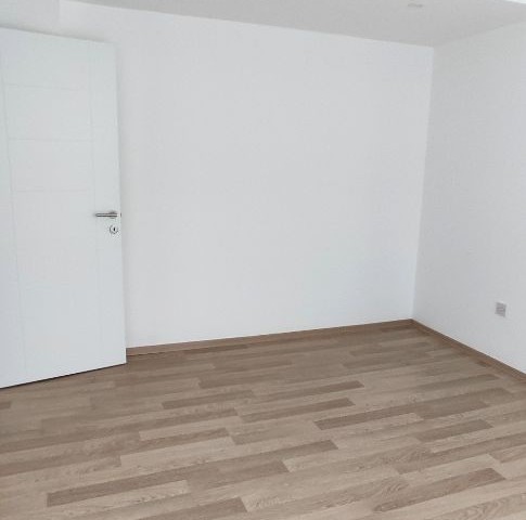 Neue null 2+1 Wohnung von multifunktionalen Luxus-Apartments im Zentrum von Kyrenia zum günstigen Preis! Inkl. MwSt. Transformator! **  ** 