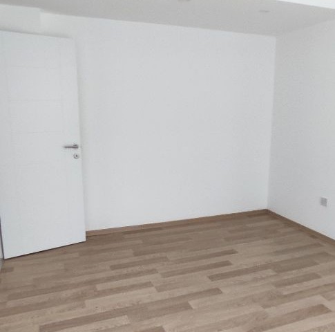 Neue null 2+1 Wohnung von multifunktionalen Luxus-Apartments im Zentrum von Kyrenia zum günstigen Preis! Inkl. MwSt. Transformator! **  ** 