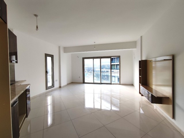 Im Kyrenia Center 87000Stg. 2+1 Wohnungen zum Verkauf, die sich als Investition oder für Sie eignen können!
