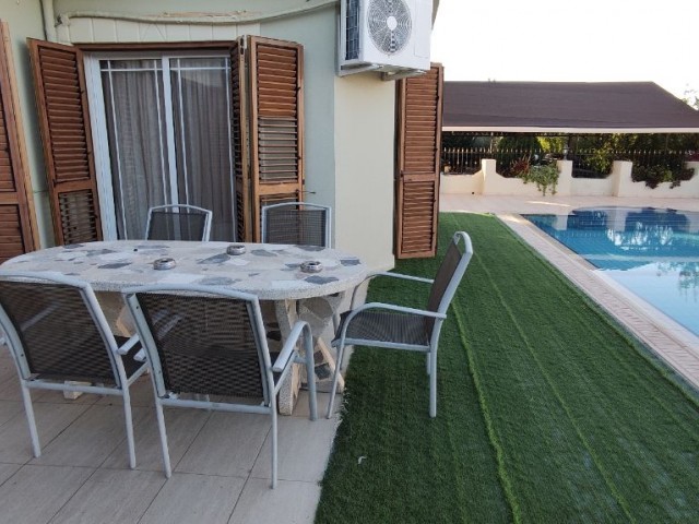 Villa with Private Pool for Rent in Edremit, 1 minute from the Ring Road