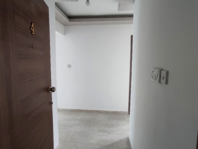 Последние 2 квартиры 3+1 на продажу в новом здании с лифтом в центре Кирении
