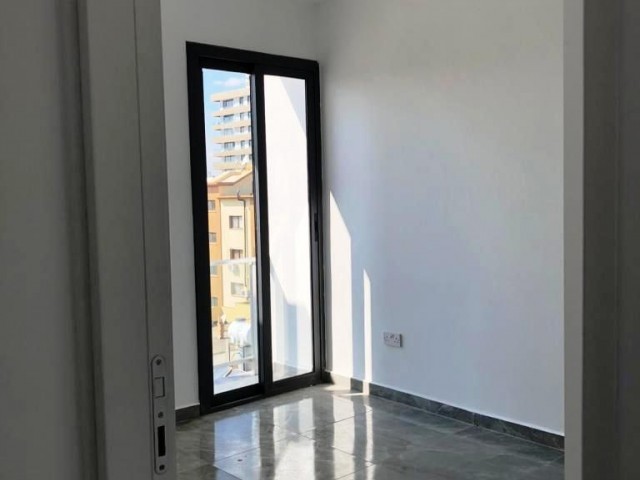 Don't miss the LAST 2 ZERO 2+1 flats for Investment in a Quality Elevator Building in Famagusta Gülseren!