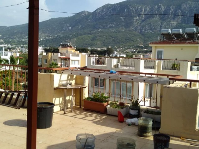 Fully furnished apartment with terrace, 15 minutes' drive from Kyrenia, 100 meters from the sea