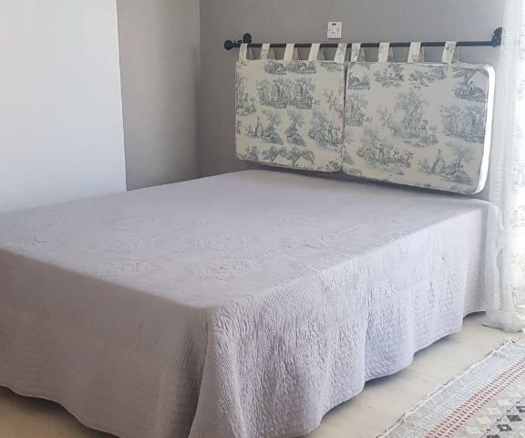 Girne Merkez'de Patalena Sitesinde 1+1 Full Eşyalı Daire - Havuzlu sitedir - Aidat Yok