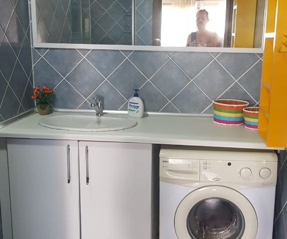 Girne Merkez'de Patalena Sitesinde 1+1 Full Eşyalı Daire - Havuzlu sitedir - Aidat Yok