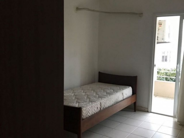 Flat To Rent in Girne Merkez, Kyrenia