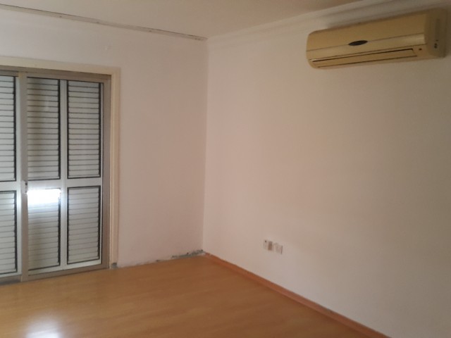 Flat To Rent in Köşklüçiftlik, Nicosia