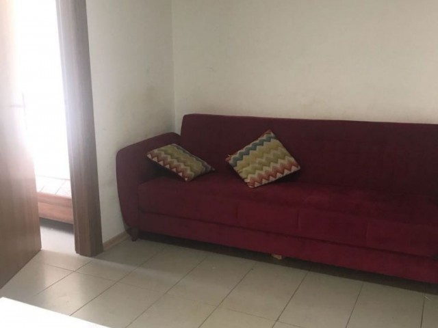 (2+1) flat for rent in Nicosia,with good equipment very close to bus stops and Dereboyu Africans are welcome !