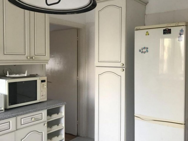 Dereboyu Köşklüçiftlik'te, ful eşyalı ,(142) m2 (3+2) ferah, 3 balkonlu daire