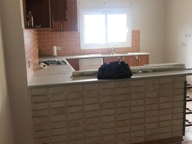 Lefkoşa'nın En Gözde Yeri Olan Ortaköy Bölgesi'nde Aylık Ödemeli Bahçeli  İkiz Villa (0533 843 21 39  -  0542 861 62 72)