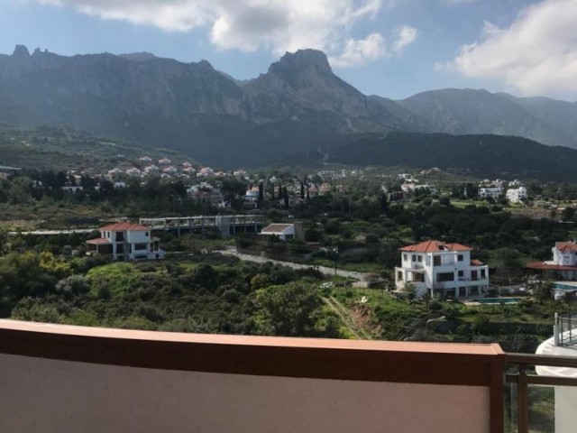 Penthouse For Sale in Girne Merkez, Kyrenia