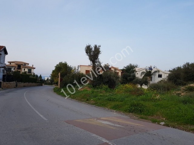 Residential Zoned Plot For Sale in Zeytinlik, Kyrenia