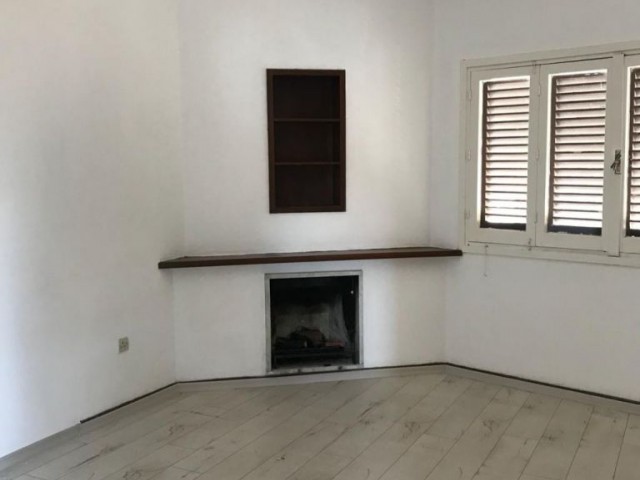 Flat To Rent in Köşklüçiftlik, Nicosia