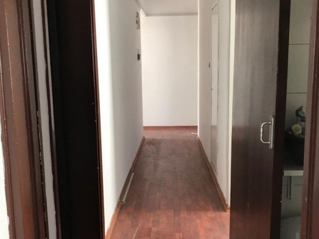 Flat To Rent in Köşklüçiftlik, Nicosia