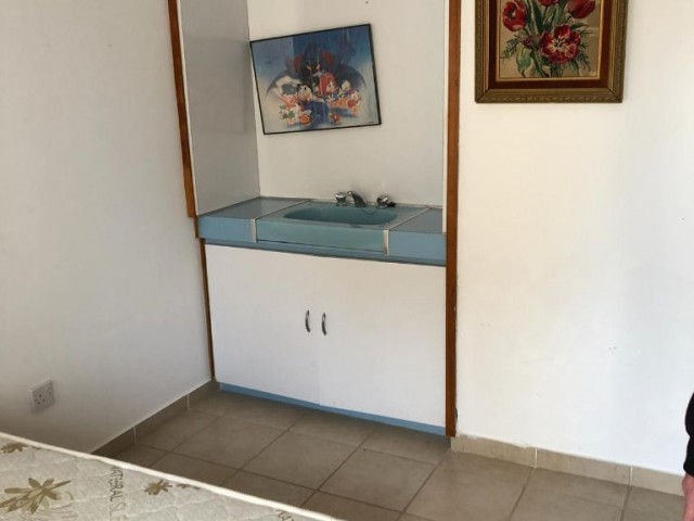 Flat To Rent in Köşklüçiftlik, Nicosia