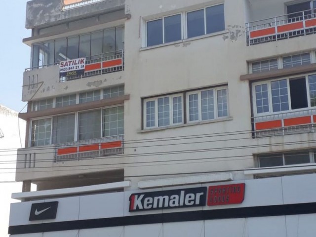 A 150 m2 Commercial Apartment On the NIKE Store on Dereboyu Main Street is AN OPPORTUNITY ! Residential or Business Premises ! ** 