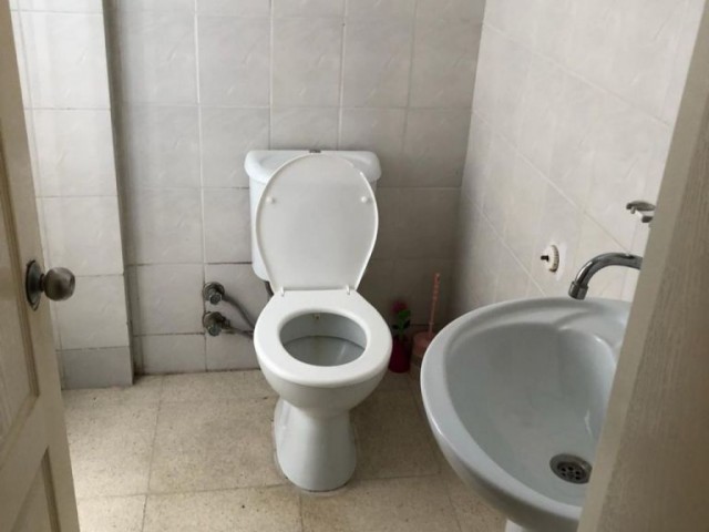 Flat To Rent in Ortaköy, Nicosia