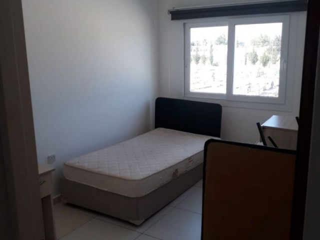 Flat To Rent in Güzelyurt Merkez, Guzelyurt