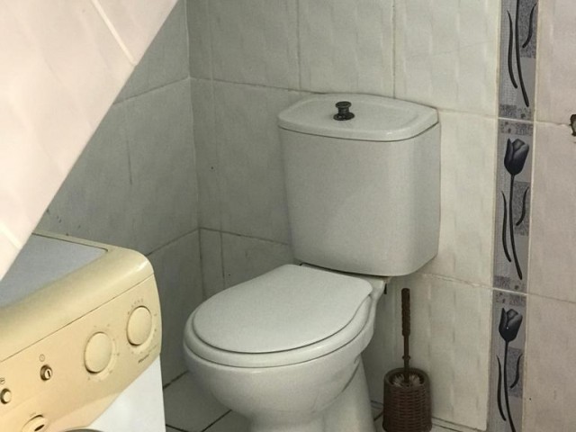 Göçmenköy'de Önde Ve Arkada Bahçeli Eşyalı Kiralık Villa 