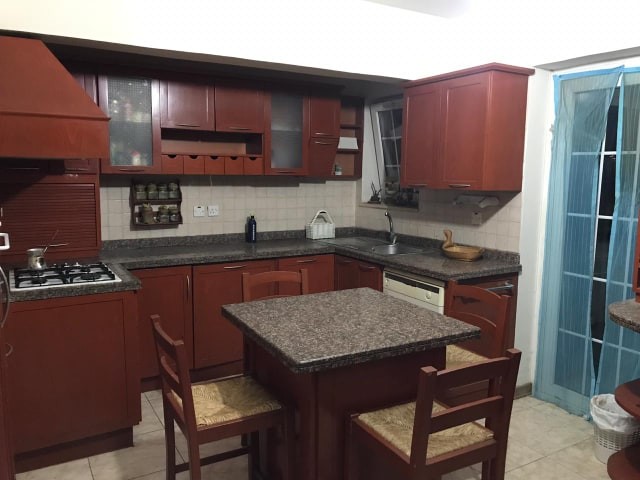 Dereboyu - Köşklüçiftlik'te  Merkezi Konumda 2+1 Kiralık Penthouse