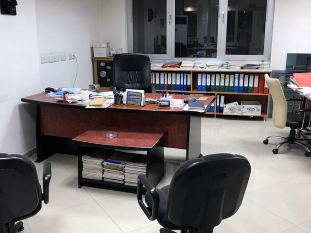 365 m2  Otopark Sorunu Olmayan Ticari Dükkan - Banka/ Mağaza/ Cafe / Ofis Gibi Kullanıma Uygun