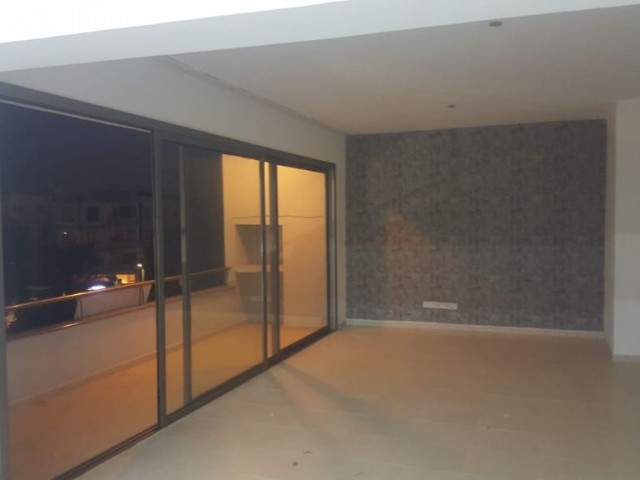 Flat To Rent in Yenişehir, Nicosia