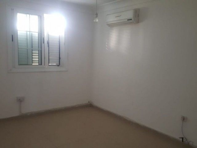 Flat To Rent in Köşklüçiftlik, Nicosia